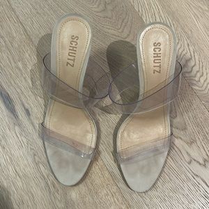 Schutz PVC heel 8.5 fits small.